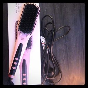 L’ANGE hairbrush Straightener